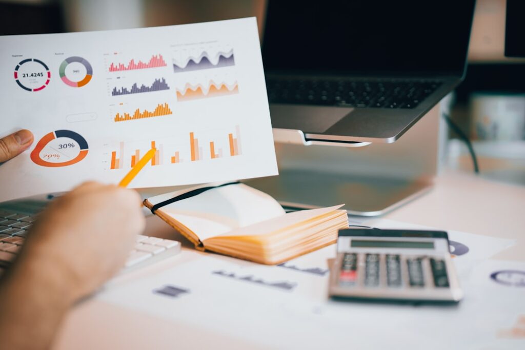 Business analytics and ROI calculations for hosting investment decisions